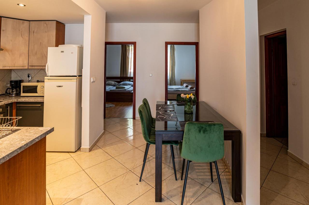 Elite Center Apartman Сегед Экстерьер фото